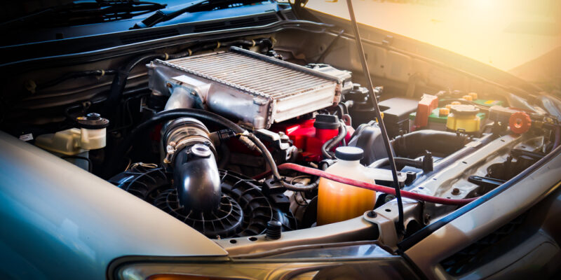 Car,Crash,Open,Hood,Car,Mechanic,To,Check,Condition,Of